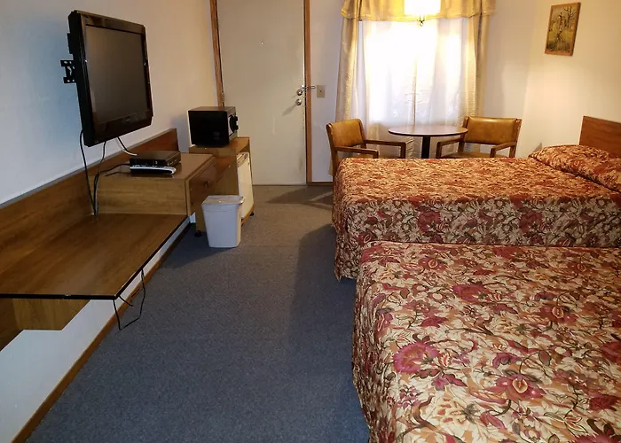 Moorcourt Motel 2*